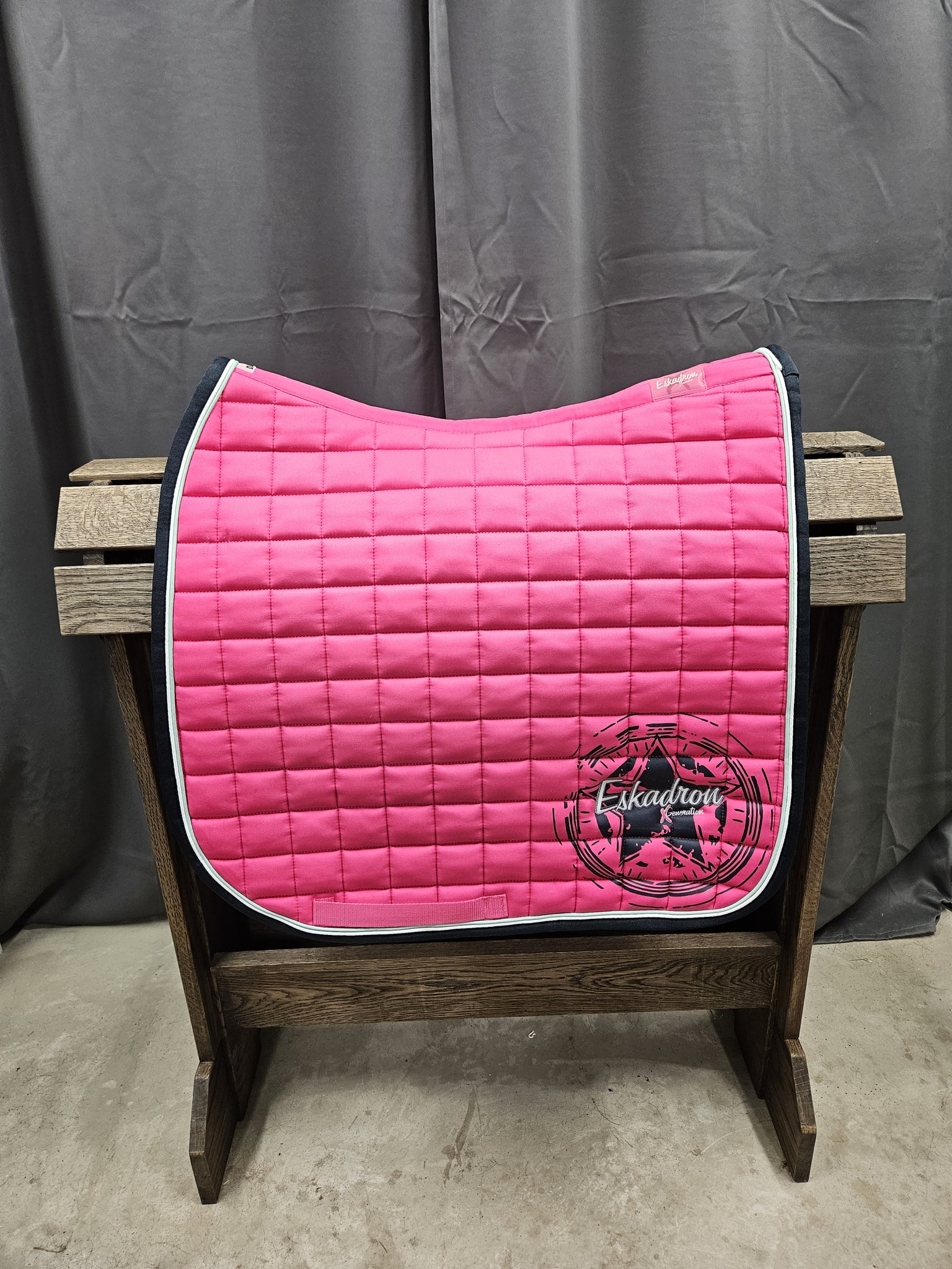 Dressyrschabrak | Full