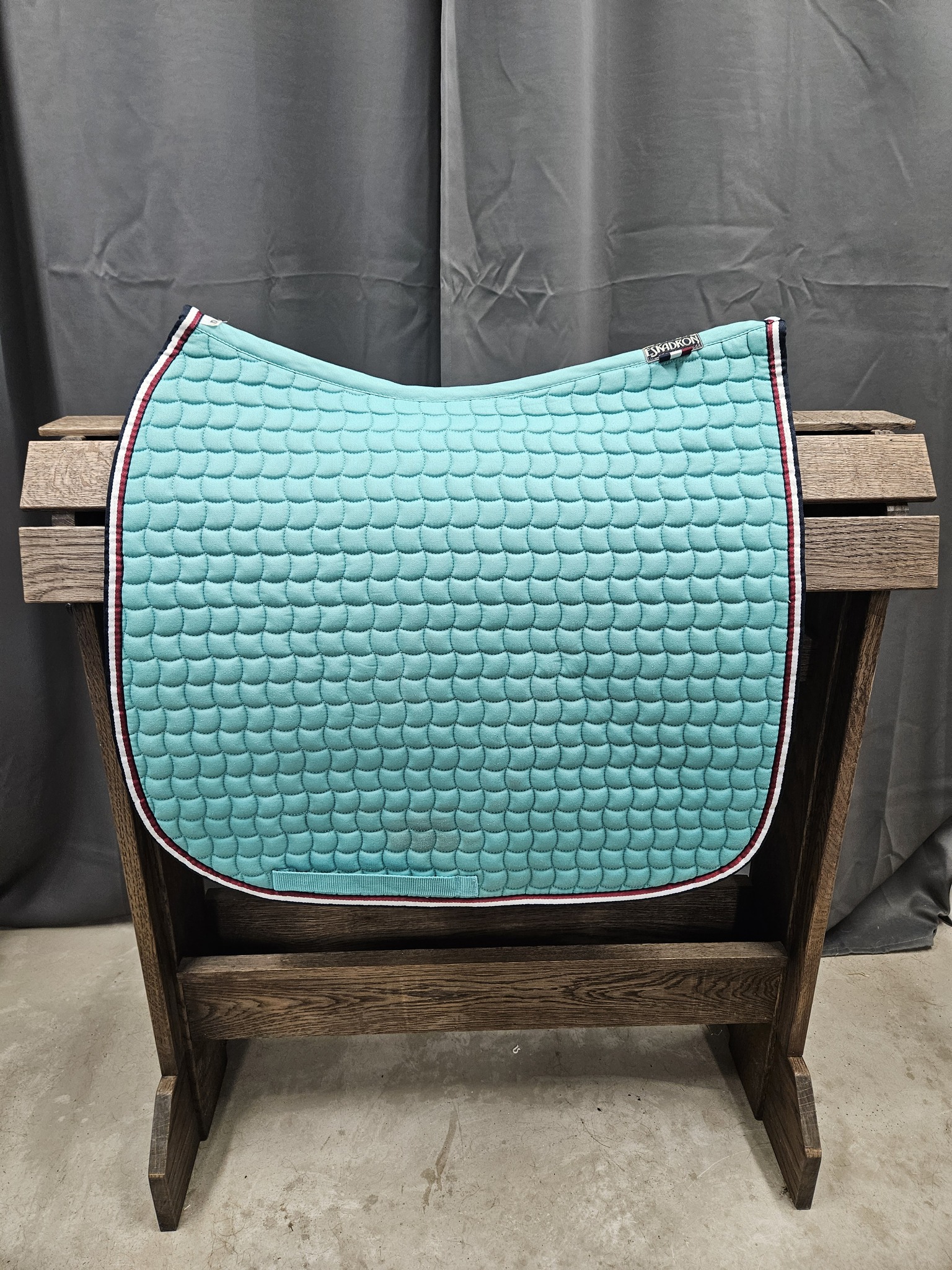 Dressyrschabrak | Full