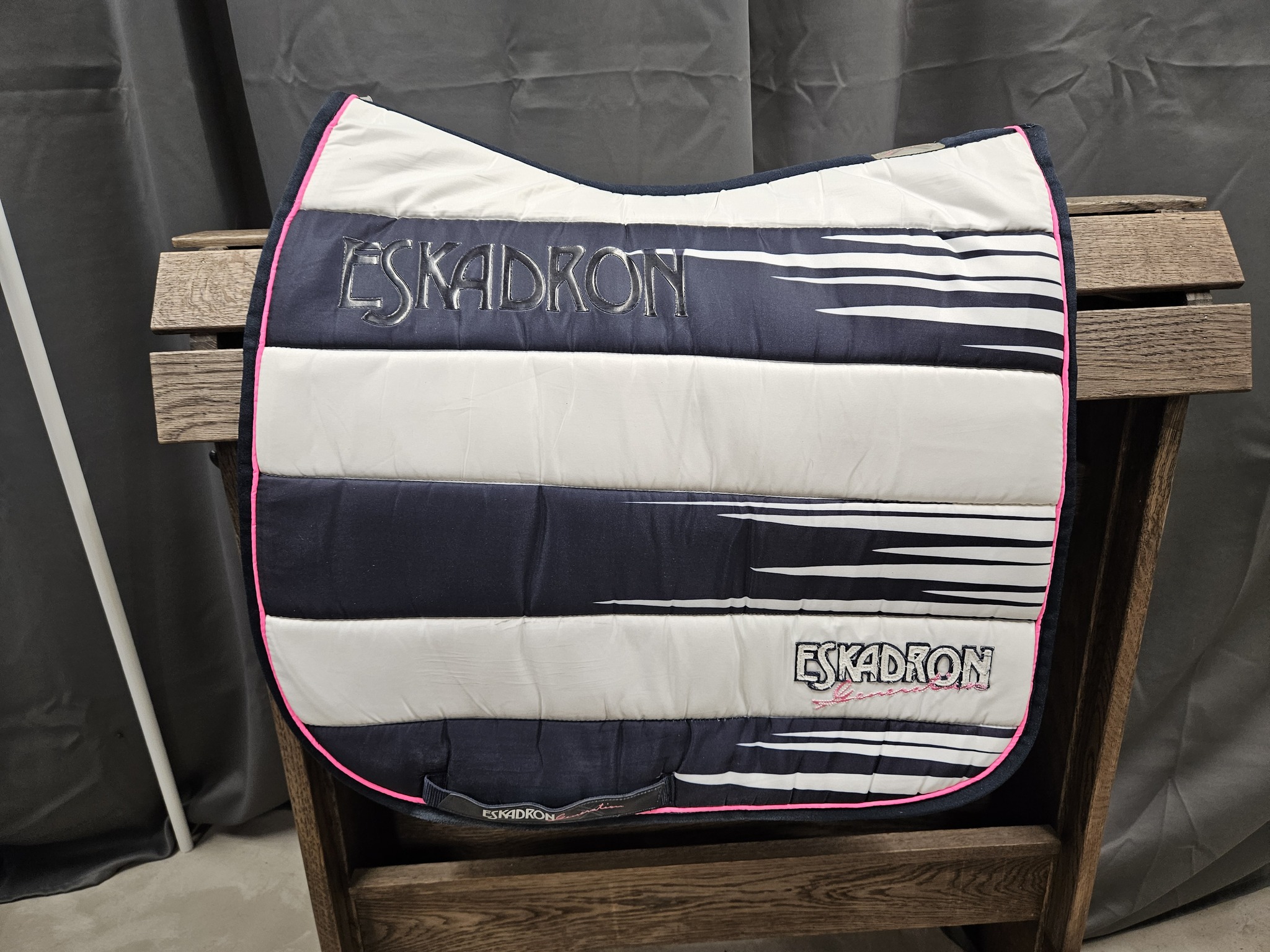 Dressyrschabrak | Full